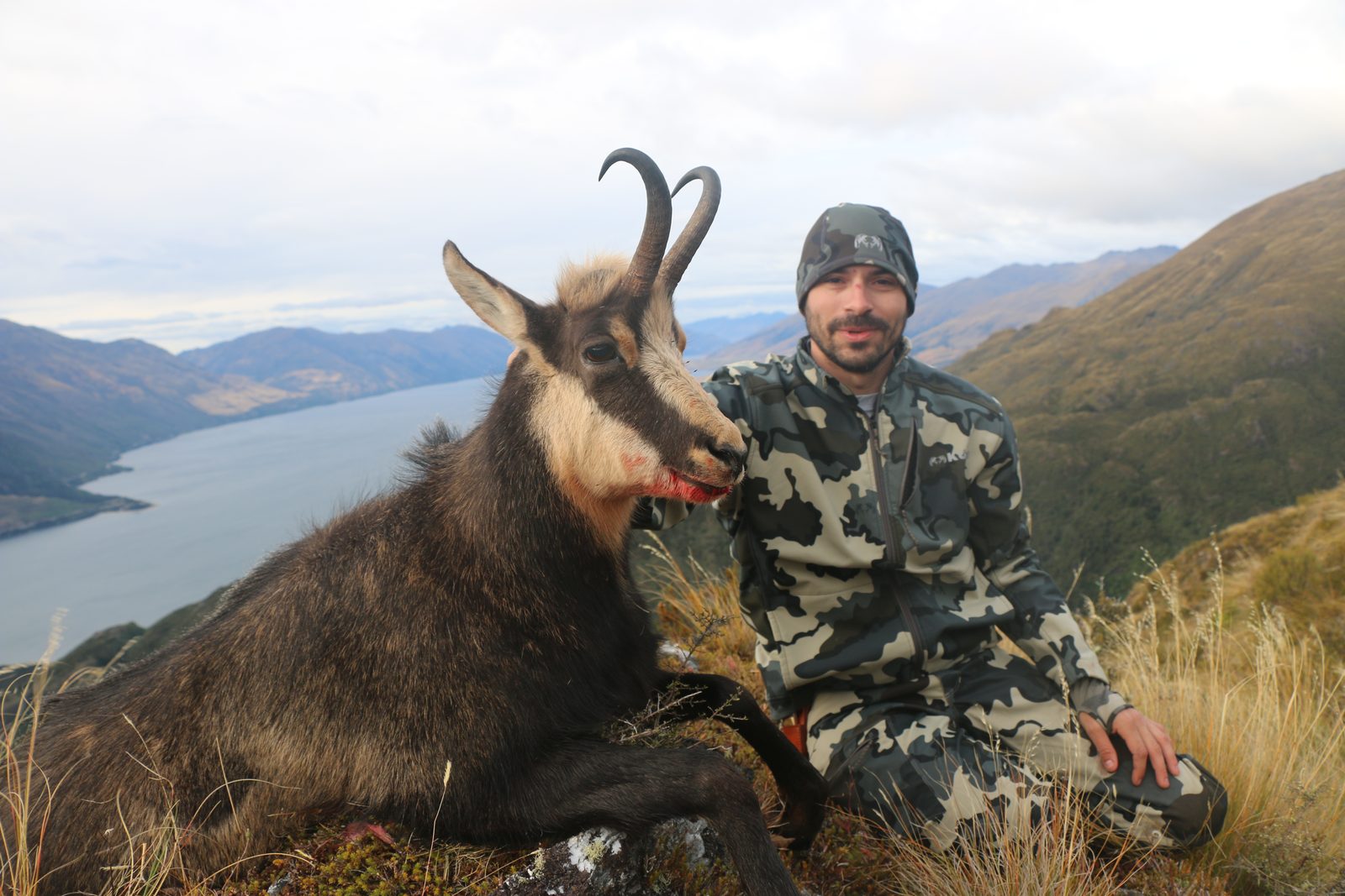 New Zealand hunt with Double Shot Outfitters