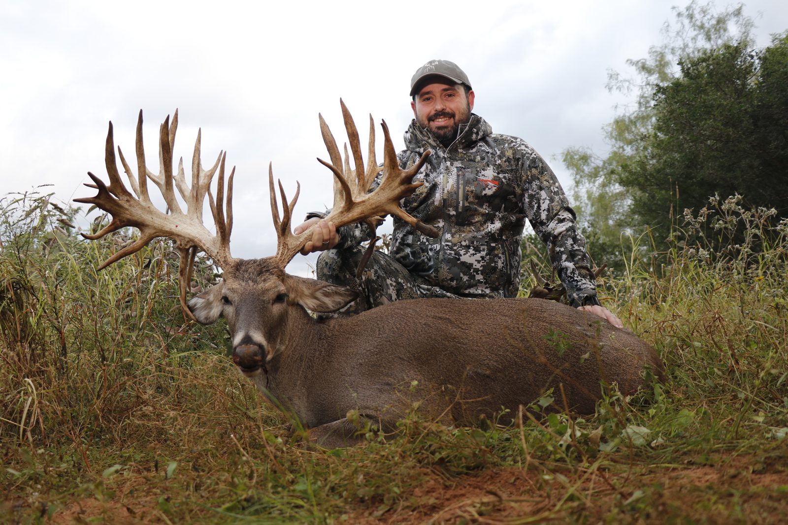 South Texas whitetail taken with Double Shot Outfitters